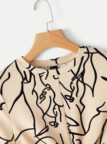 SHEIN LUNE Casual Abstract Print Twist Short Sleeve T-Shirt - Khaki - View 4