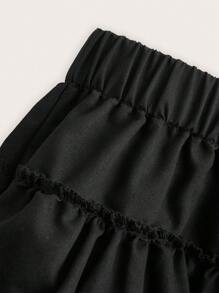 SHEIN EZwear Plus Size Casual Solid Color Bow Decor Ruffle Hem Denim Shorts - Black - View 3