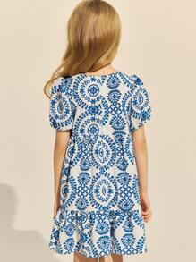 SHEIN 年轻女孩优雅白色和蓝色图案编织泡泡袖连衣裙，春夏 - 藍白色 - 查看 2