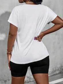 Maweii 2 PIEZAS Conjunto de top de manga corta con cuello redondo y pantalones cortos con patrón de corazón hueco para mujeres de talla grande - Multicolor - Ver 2