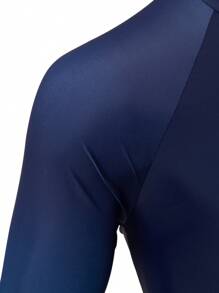 Manfinity KASUA Men's Letter Print Raglan Sleeve Surf T-Shirt Man Swim Trunks, Hawaiian