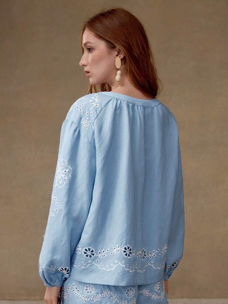 LINEN FLORAL EMBROIDERY BLOUSE