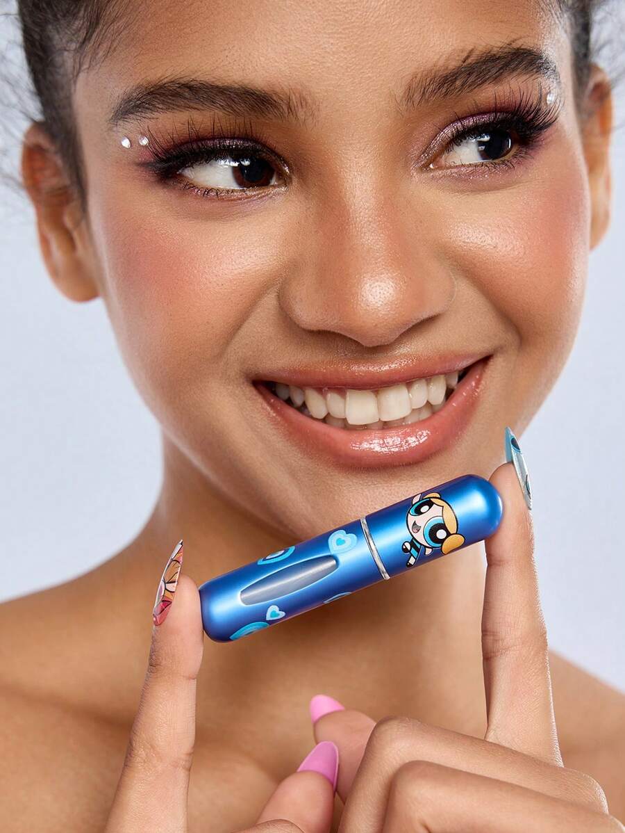 THE POWERPUFF GIRLS X SHEIN 1 chai xịt họa tiết bong bóng hoạt hình 5ml/0.2oz, có thể đổ đầy chất lỏng ở đáy, có thể dùng để đựng nước hoa, nước chăm sóc da và các sản phẩm dạng lỏng khác, thân máy nhỏ gọn dễ mang theo - Màu xanh lam - Xem 1