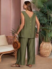EMERY ROSE Plus Size V-Neck TButtons At Back Ank Top And Pockets Pants Casual Solid Color Vacation 2pcs Set ,Summer Clothes,Vacation Outfits Woman / Vacation,Boho Women Clothing - Army Green - View 2