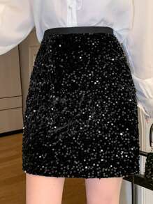DAZY 女士纯色亮片装饰时尚半身裙，适合舞会、秋冬、新年等各种场合。 - 黑色 - 查看 3
