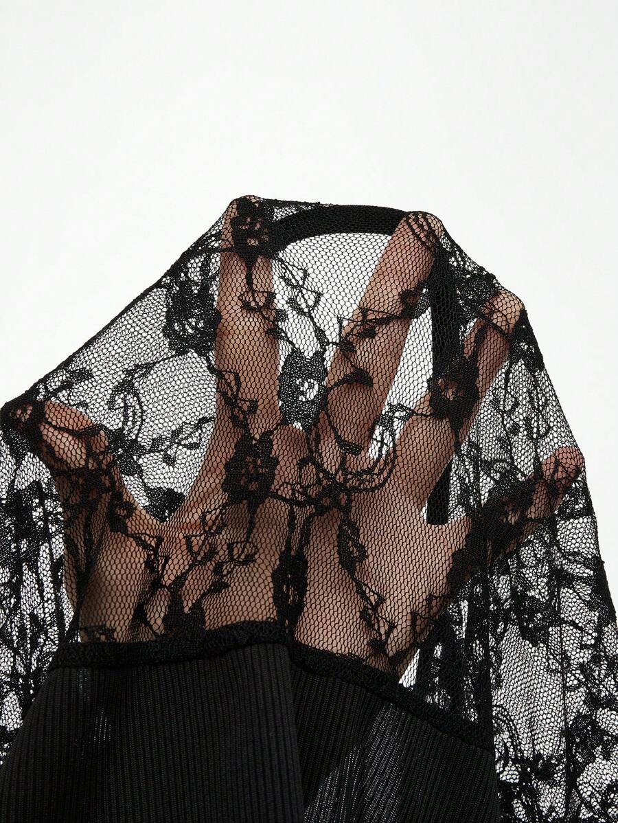 SHEIN Clasi 大码女式撞色蕾丝圆领短款灯笼袖紧身衣 - 黑色 - 查看 1