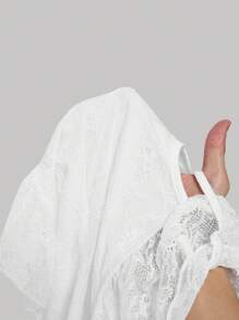 SHEIN MOD 白色露肩浪漫复古荷叶边下摆女式衬衫，适合毕业典礼、音乐会等场合穿着。 - 白色 - 查看 6