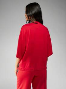 Missguided x Playboy Áo thun oversize họa tiết thương hiệu Giáng sinh - Đỏ - Xem 2