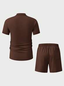 Manfinity Homme Męska koszulka polo z zamkiem błyskawicznym i spodenki ze ściągaczem, zestaw casualowy 2 częściowy, męski zestaw casualowy 2 częściowy