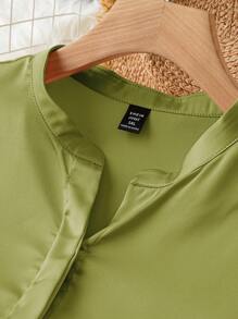 SHEIN Clasi Plus Size V-Neck Solid Color Elegant Business Formal Flowy Blouse - Green - View 3