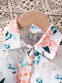 SHEIN 2pcs/Set Young Girl Floral Print Hem Twist Collar Blouse And Floral Print Maxi Skirt, Suitable For Vacation, Summer