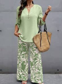 Plus Size 2 Pieces Set: Solid Color Cutout Neck Shirt & Random Print Pants, Vacation Casual - Multicolor - View 4