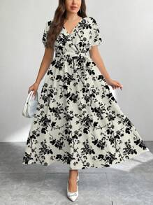 Firerie Black & White Rose Print Casual Vintage Floral Pattern Loose Plus Size Dress, Suitable For Autumn/Winter,Beach Dress Sundress,Holiday Outfits Boho - Black and White - View 1