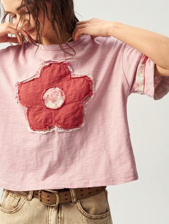 Bohemela 针织花卉刺绣图案圆领宽松女式短袖 T 恤