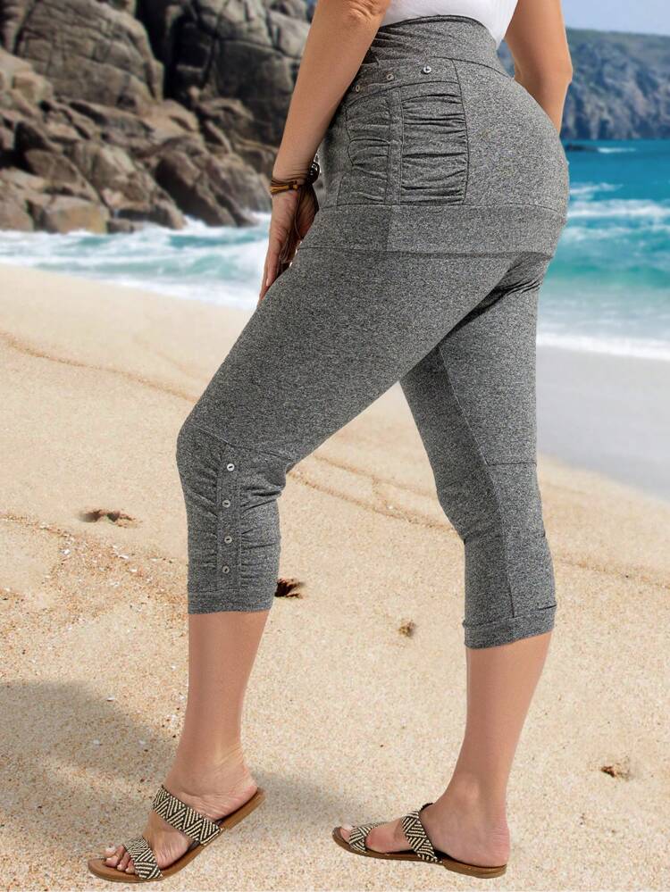 Plus Size Women Summer Deep Gray Leggings With Pockets, Minimalist & Fashionable, Suitable For Summer,Skorts For Women,Cropped Pants,Beach Outfits For Woman,Vacation Outfits Woman,Casual Everyday Wear,Comfortable And Breathab,Culottes