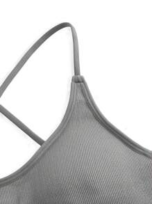 Easithlete 女士纯背交叉带无缝运动胸罩套装