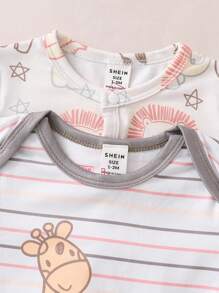 2pcs Newborn Baby Animal & Stripe Print Long Sleeve Footed Romper Pajama Set
