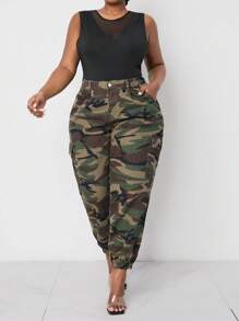SHEIN Lady Pantalones vaqueros de talla grande para mujer, pantalones casuales con ajuste cómodo, pantalones de camuflaje, pantalones casuales de camuflaje, ropa de verano de talla grande para mujer, conjuntos de vacaciones para mujer, conjuntos de verano para mujer, ropa de verano para el Día de San Valentín, ropa de verano para Mardi Gras, ropa de festival de primavera para mujer, pantalones de camuflaje