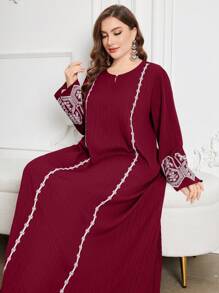 Al Najma 大码女式圆领刺绣阿拉伯长款连衣裙，端庄