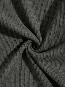 RueChic Men Waffle Fabric Patched Regular T-Shirt Set - Army Green - View 8