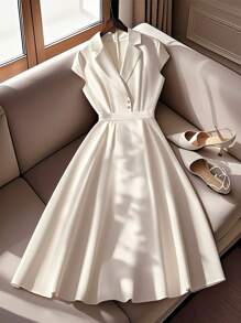 SHEIN Clasi 女士优雅纯色翻领收腰连衣裙 - 杏色 - 查看 1