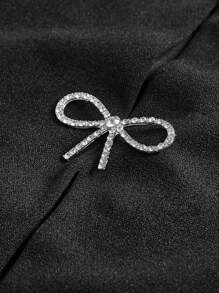 Plus Size Women's Rhinestone Bowknot Decor Halter Neck Sleeveless Top - Black and White - View 7