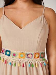 SHEIN VCAY Plus Size Camisole Dress With Floral Woven Band Patchwork Spring Outfits For Women Summer Clothes Easter Rave Outfits Western Wear Women Boho Graduation Dress Beach Outfits Baggy Off The Shoulder High Waisted Backless Vacation Outfits Women Cottagecore Backless Dress Tropical Plain