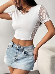 SHEIN Unity Lace Patchwork Floral Trim Solid Color Slim Fit Scoop Neck Short Sleeve Keyhole Cut-Out Back Cropped Y2K Sexy Retro Blouse For Women, Spring/Summer - White - View 3