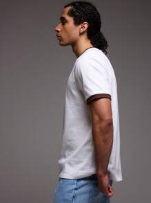Musero Camiseta ajustada con ribete de contraste "M" para primavera y verano - Blanco - Ver 3