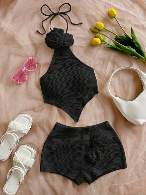 Soleia Set di 2 pezzi per vacanza, sexy, fatto a mano, con top corto con decoro floreale 3D e schiena scoperta e pantaloncini
