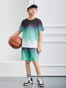 SHEIN Leap Crew Tween Boy Casual Comfortable Gradient Round Neck Short Sleeve Matching Gradient Shorts 2pcs/Set - Green - View 3