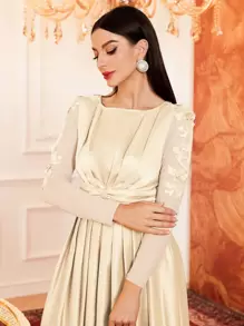 Modelyn Dames Geborduurde Mesh Bescheiden Lange Mouw Geplooide Jurk Met Applicatie Decoratie Lange Avondjurken