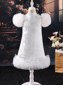 年轻女孩休闲简约短袖连衣裙，日常穿着 - 銀色 - 查看 1