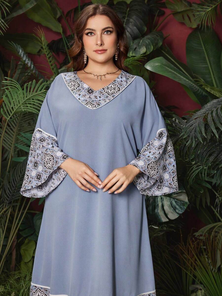 Al Najma 女性大尺碼阿拉伯服飾,有花卉印花 - 彩色 - 查看 1