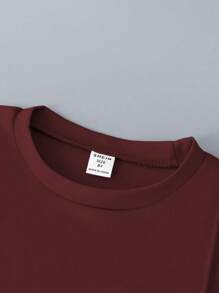 SHEIN 2pcs/Set Tween Boy Solid Color Round Neck Short Sleeve T-Shirt And Shorts, Minimalist And Fashionable For Summer