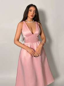 SHEIN Privé 女士浪漫粉色深 V 领腰无袖中长连衣裙、A 字裙、女士粉色连衣裙、情人节连衣裙、夏装、女士派对连衣裙、毕业礼服、性感连衣裙、通勤、优雅、性感、度假、海滩、夏威夷、浪漫、约会、音乐会、表演服装、婚礼季、返校季、情人节、音乐节