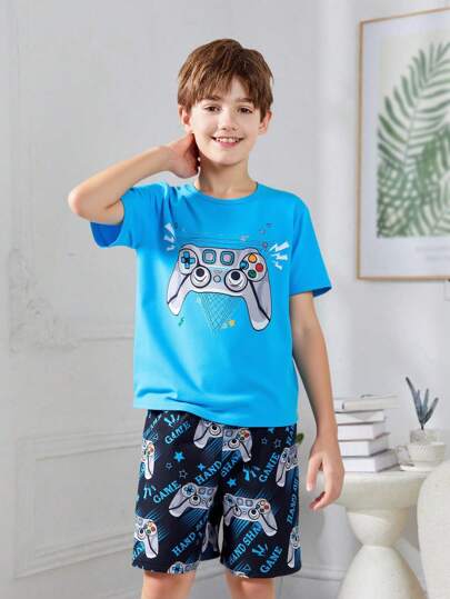 Conjunto de pijama de pantalón corto y top de gráfico de juego de video azul para niños, hecho de material de seda de leche cómodo y resistente a las llamas
