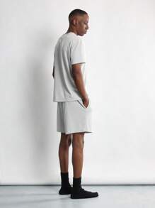 SUMWON Conjunto de ropa de estar en casa de dos piezas con costillas, ajuste relajado, camiseta de manga corta y shorts con cintura elástica, ropa de verano para usar cómodamente en actividades ligeras
