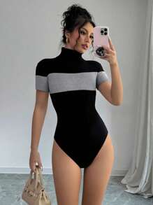 SHEIN Privé Body ajustado y estriado con bloqueo de color y cuello para mujer - Gris - Ver 2