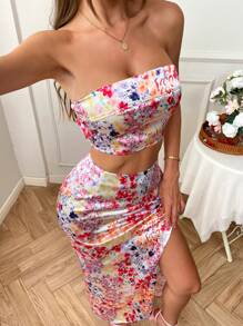 SHEIN VCAY 2pcs/Set Women Ditsy Floral Satin Bandeau Top And Long Maxi Skirt, Spring/Summer Prom Dresses For Ladies Birthday Dresses For Women Formal Prom Dresses For Women Clothing Women Two Pieces Outfits Birthday Outfits For Women Two Pieces Outfits Women Elegant Dresses Women Dresses Vacation