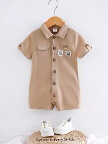 Cozy Pixies Pelele de manga corta con solapa bordada para bebé niño - Camel - Ver 3