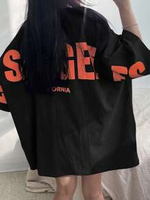 DAZY Letter Graphic Drop Shoulder Oversized Tee, Unisex - Black - View 3