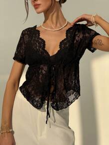 Aloruh 全新性感透明蕾丝深 V 领抽绳系带不对称下摆修身衬衫 - 黑色 - 查看 6