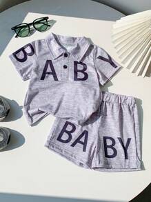 2 件装男婴可爱英文字母印花短袖 T 恤和短裤套装，Polo 领，方便穿着，绅士休闲，适合室内和室外玩耍 - 彩色 - 查看 3