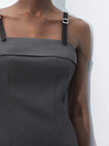 Maija Sangle d'épaule métallique gris pour femme avec boucle décorative, accessoire de mode réglable pour le port urbain, les bureaux au printemps/été