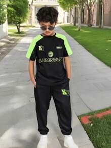 青少年男孩拼色休閒運動圓領短袖T恤和慢跑褲套裝，印有字母圖案 - 黑色 - 查看 7