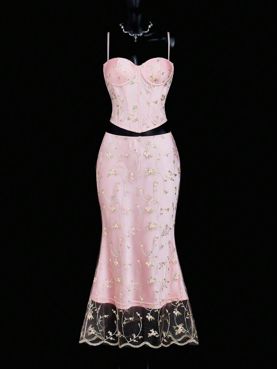 SHEIN ICON Palace-Style Embroidered Fabric Boned Bustier Top And Fish Tail Skirt 2 Pieces Set For Women - Pink - View 1