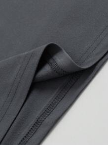 Manfinity LEGND 大码男士休闲简约十字印花修身 T 恤