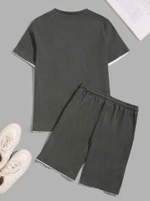 RueChic Men Waffle Fabric Patched Regular T-Shirt Set - Army Green - View 2