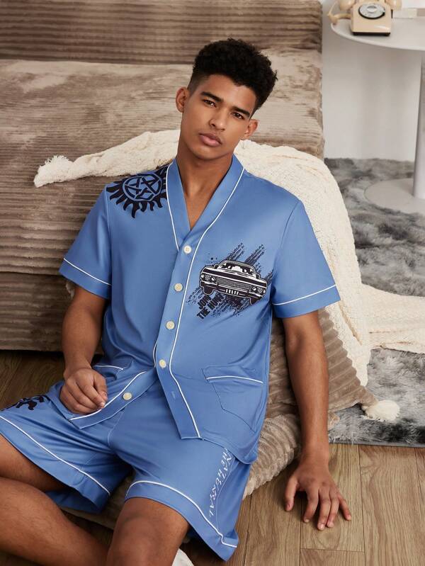 Supernatural X SHEIN Men's 2pcs Contrast Trim Car Print Short Sleeve Top And Shorts Loungewear Set